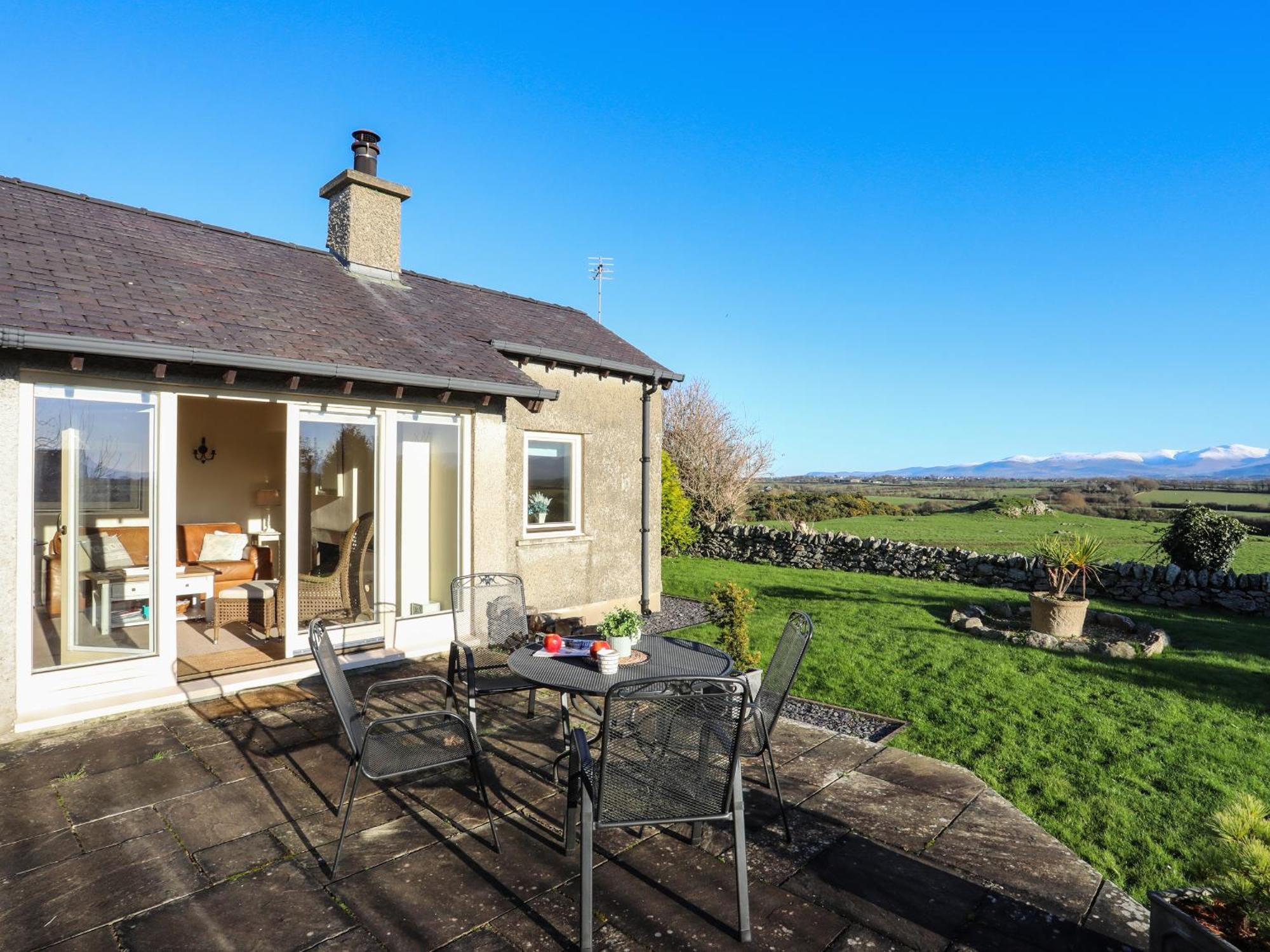 Cosy Barn Dwyran Exterior foto